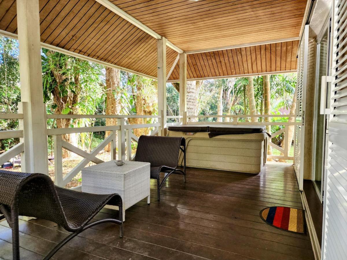 Evasion Bungalow D'Antan Spa Sarraméa エクステリア 写真